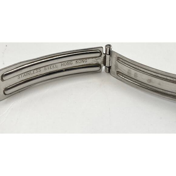 VTG Timex Womens Mechanical Wind Up Watch 25mm Wrist Size 5.5 - Runs Great - WR - Picture 10 of 13